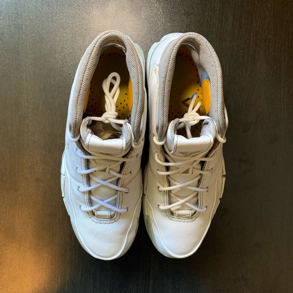 Nike Kobe 1 White Shark - Picture 2 of 7